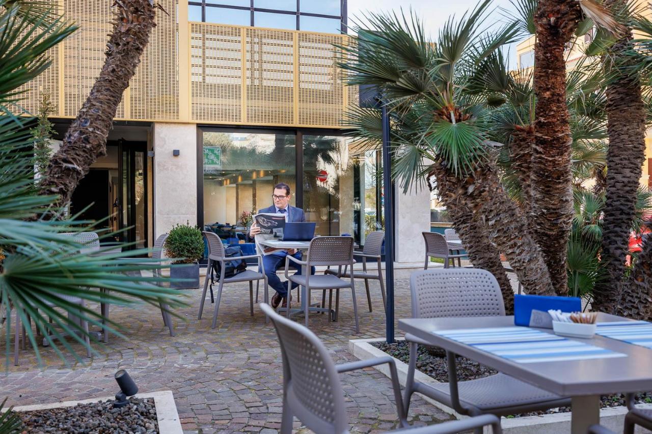 Fly Deco Hotel Lido di Ostia